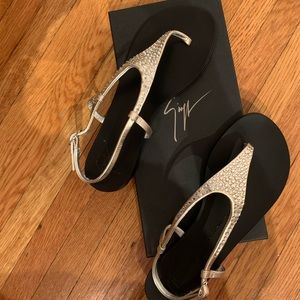 NWT Giuseppe Zanotti Gold/Swarovski sandal 7.5
